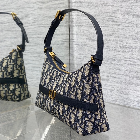 Dior Bag - Picture 3 of 6